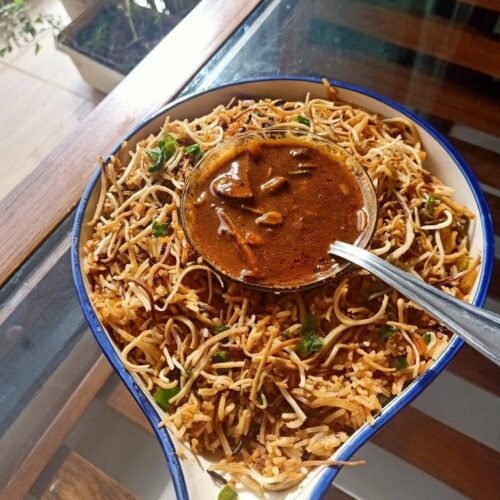 Egg Triple Schezwan Fried Noodles/Rice